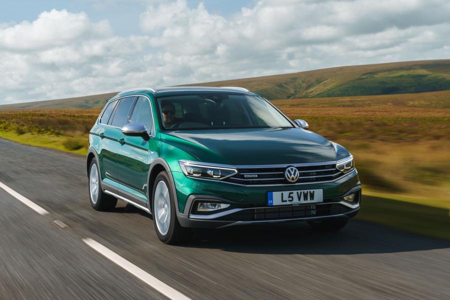  Volkswagen Passat Alltrack (B8) 2019 года  (UK) (фото 14 из 22)